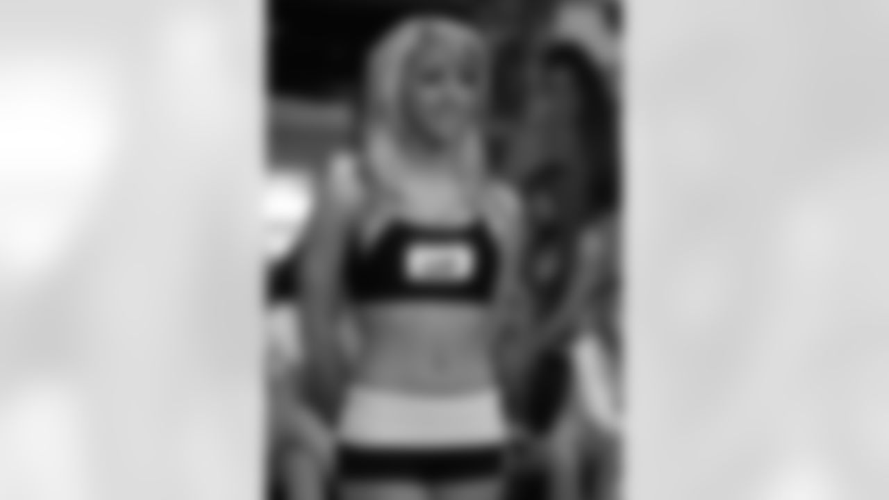 2011 Flight Crew Preliminary Auditions