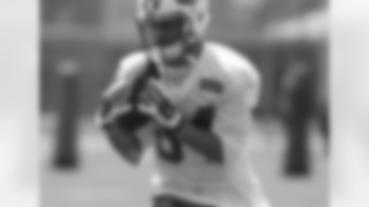WR Devin Smith