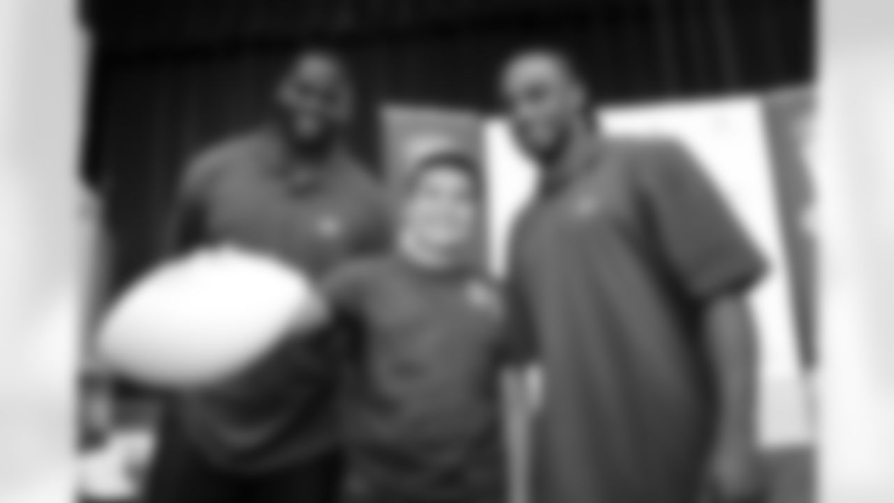 NFL Play 60 Challenge: Wilson and Dixon Inspire Local Kids