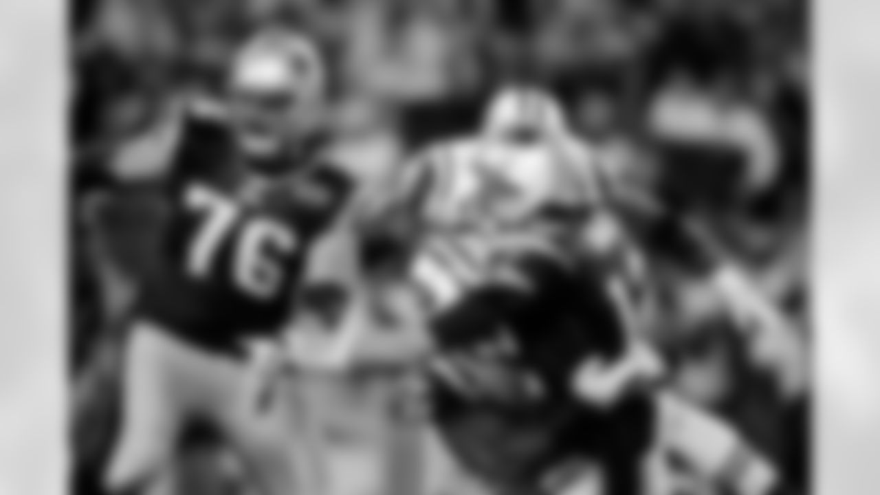 2011 Regular Season Week 10 Jets vs Patriots Game Photos