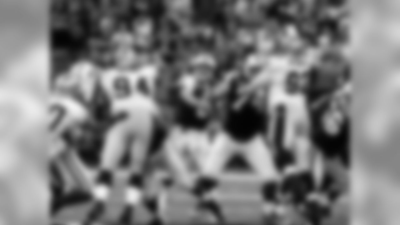 2009 Week 4 - Jets at Saints Photos