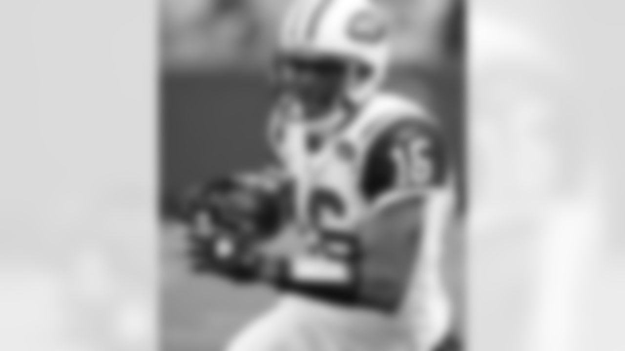 2010 Week 4 Jets at Bills Game Photos