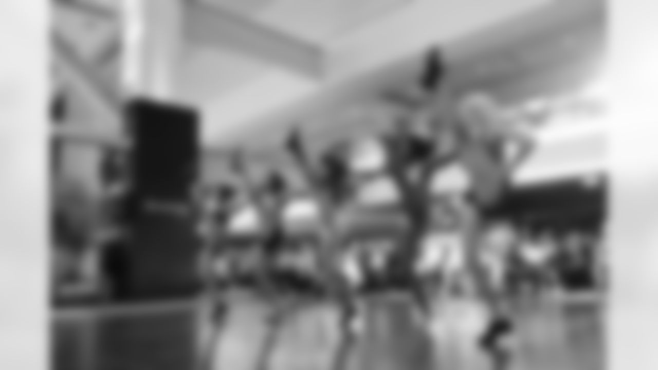 2011 Flight Crew Semi Final Auditions