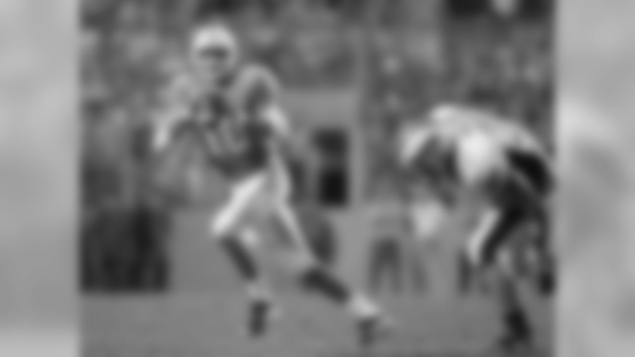 QB Erik Ainge
