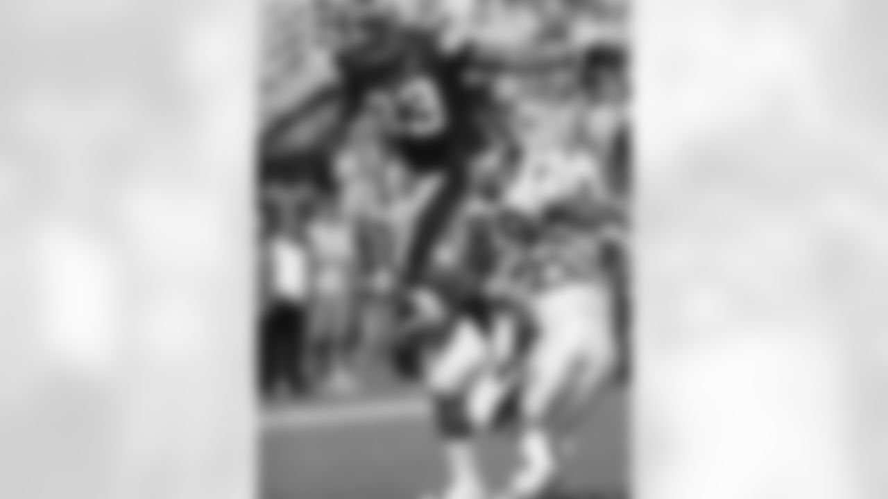 2009 Draft: Jets Third Round Pick - Shonn Greene Photos