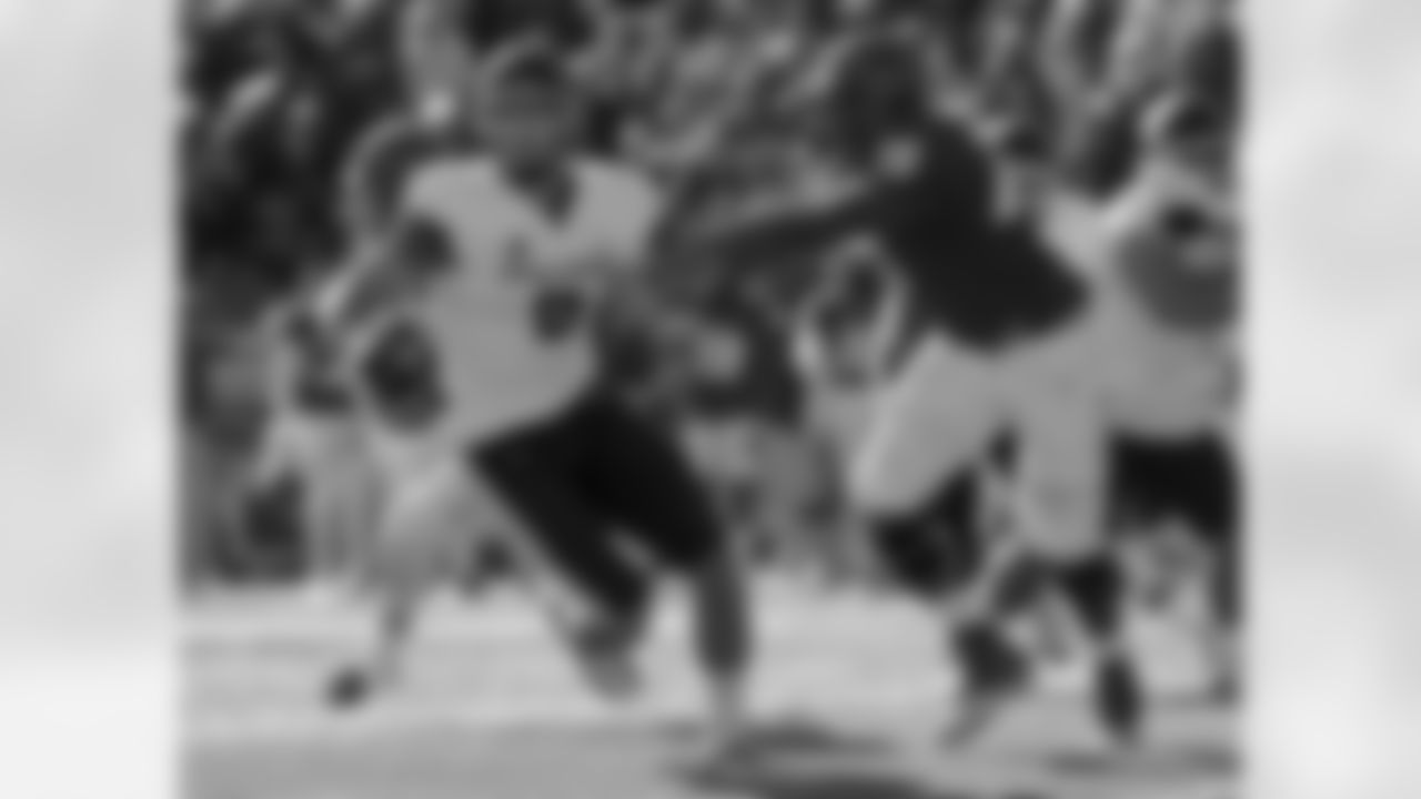 Utah State OLB Kyler Fackrell