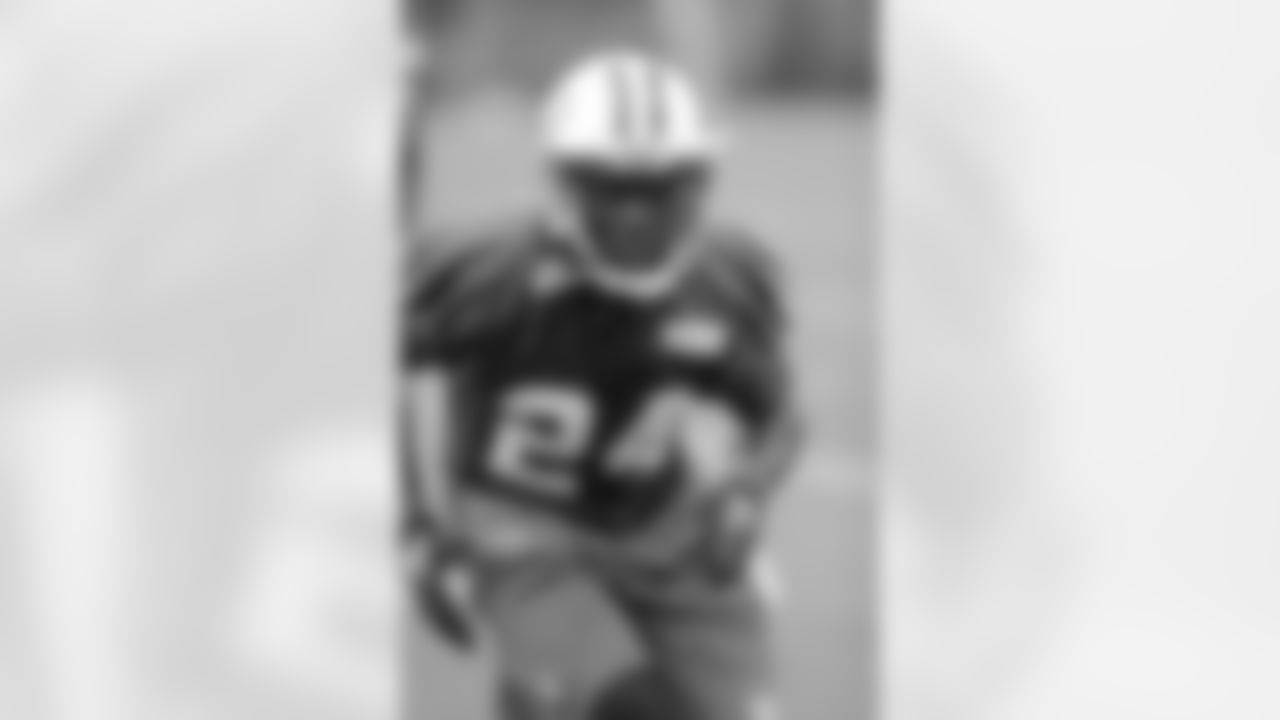He played fairly well in the preseason with Seattle, making eight tackles including one for a loss and had one pass defensed.