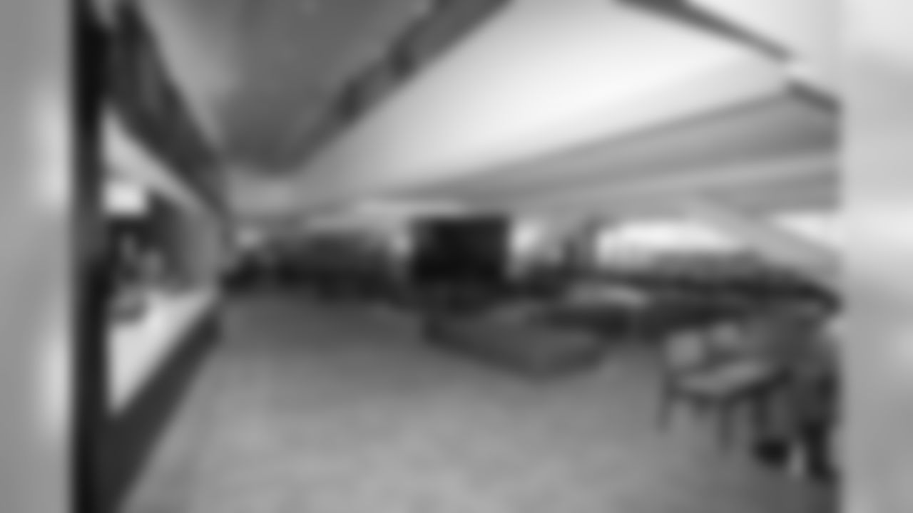 The Lounge in the Mezzanine Level Chase & Lexus Club