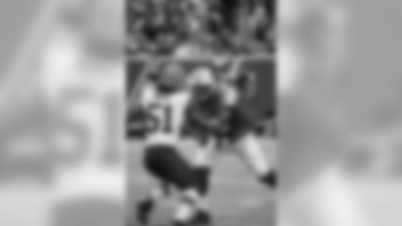 T #60 - D'Brickashaw Ferguson