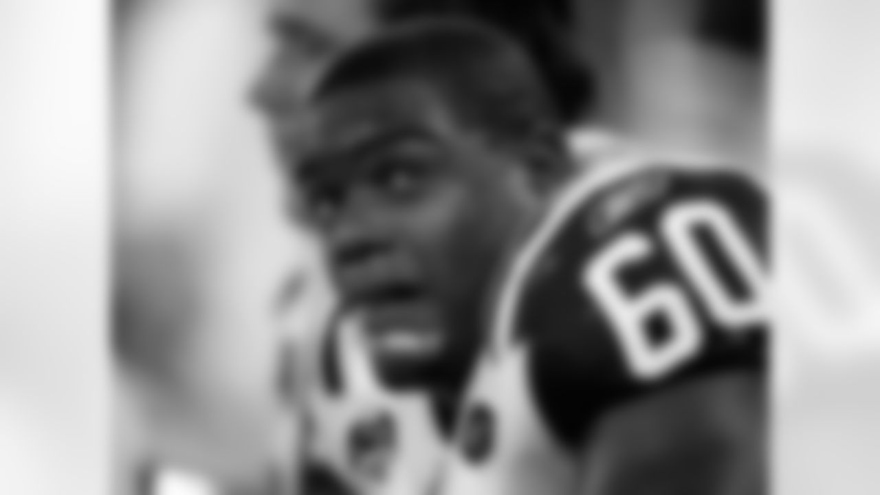 2009 Week 13 Jets at Bills Photos