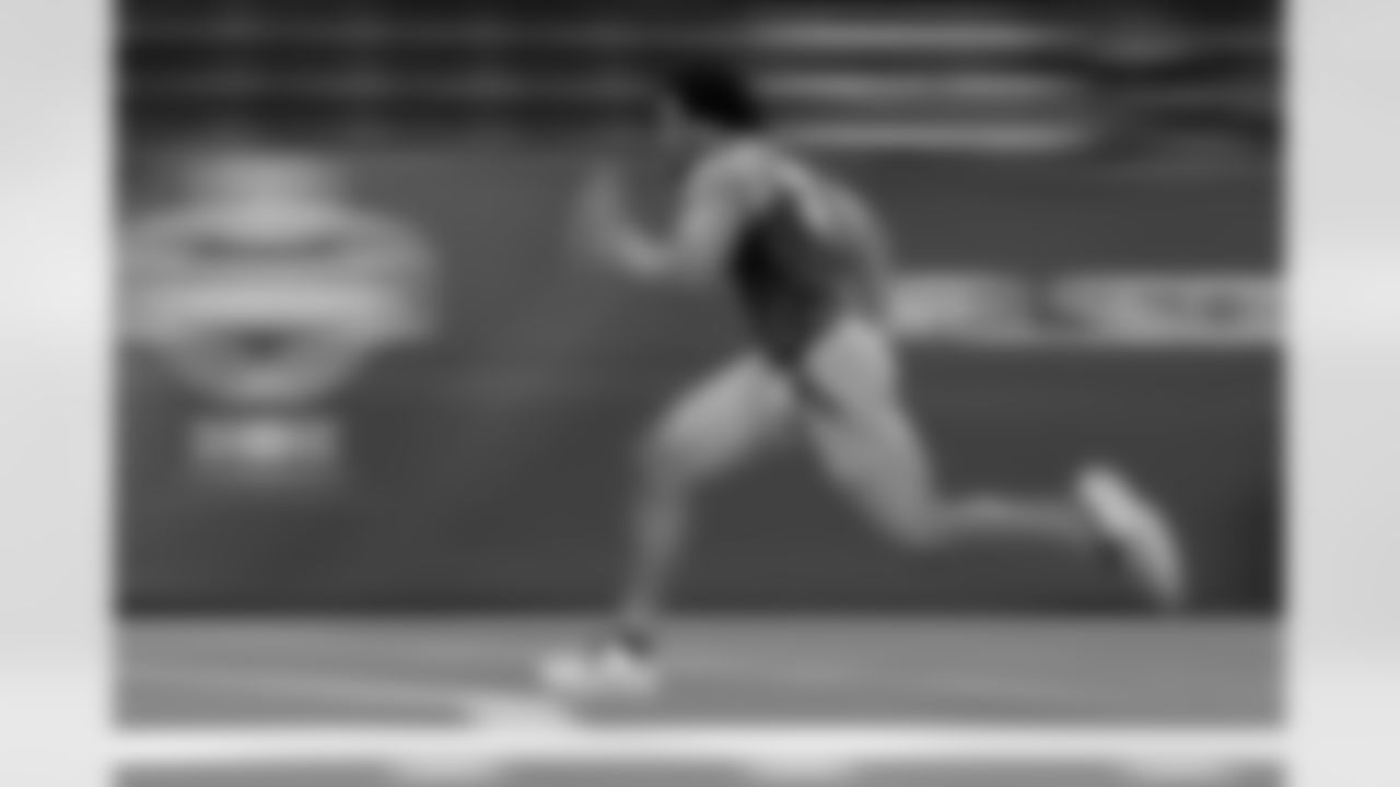 Clemson OLB Vic Beasley drew rave reviews for his combo of speed and strength. He was the top performing LB in the 40 (4.53) and bench press (35 reps).