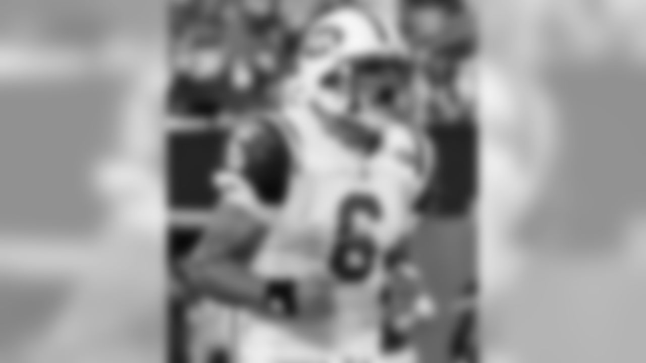 Mark Sanchez Photos