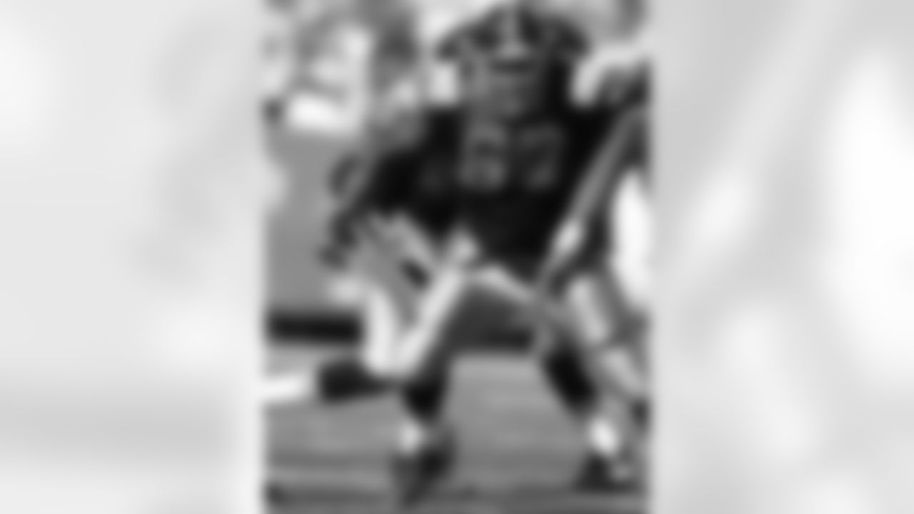 Damien Woody Photos