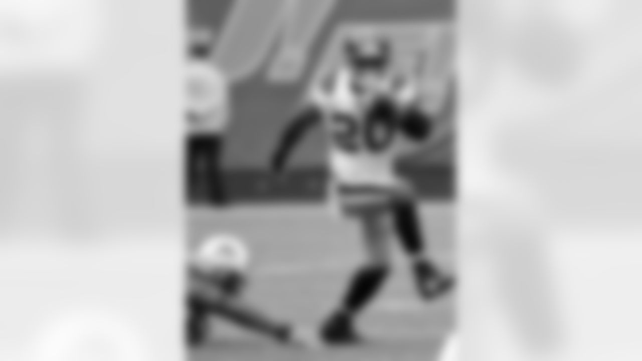 2009 Week 8 - Jets vs Miami Photos
