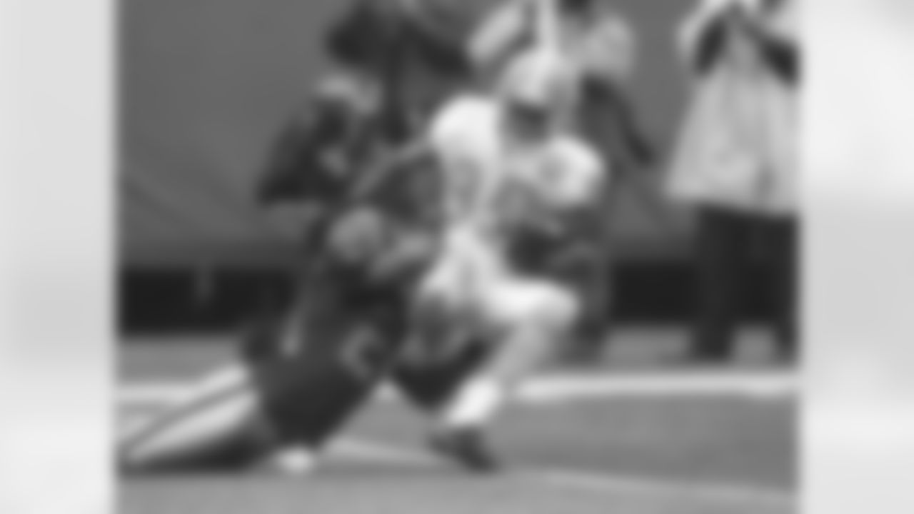 2009 Week 3 - Jets vs Titans Photos