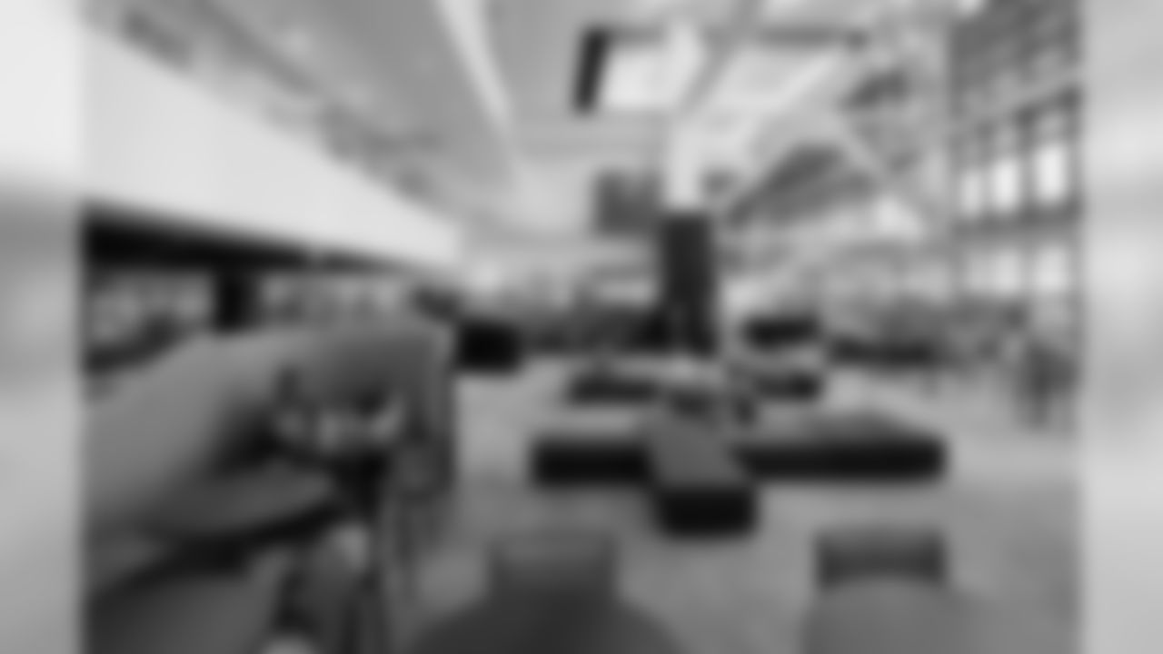 The Lounge in the Mezzanine Level Touchdown & Lexus Clubs