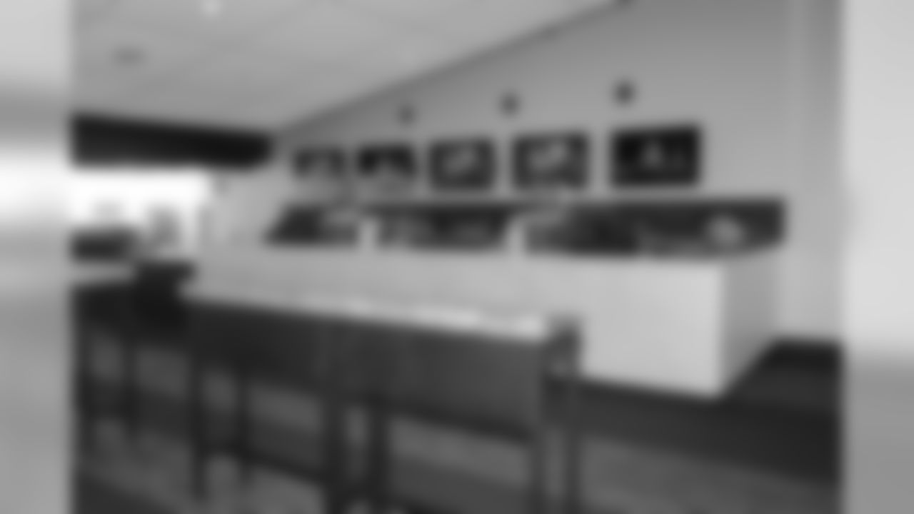 The Lounge in the MetLife 50 Club