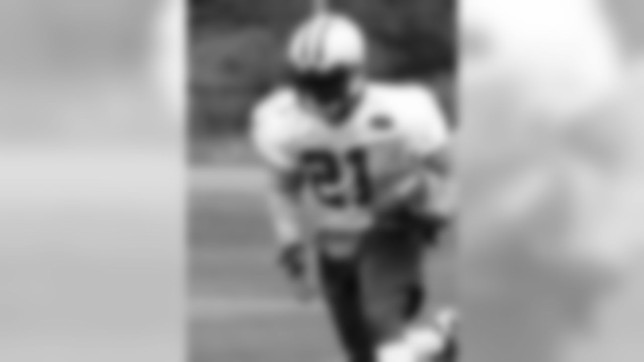 RB #21 LaDainian Tomlinson