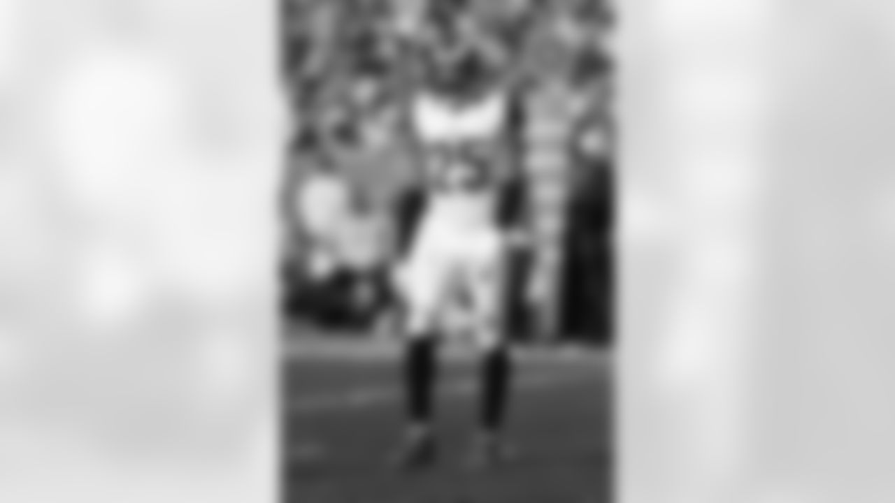 No. 18 T.J. McDonald, S