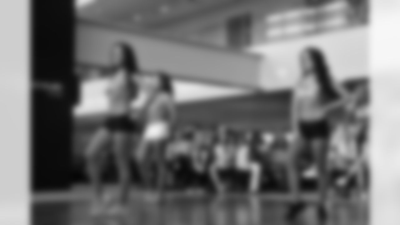 2011 Flight Crew Semi Final Auditions