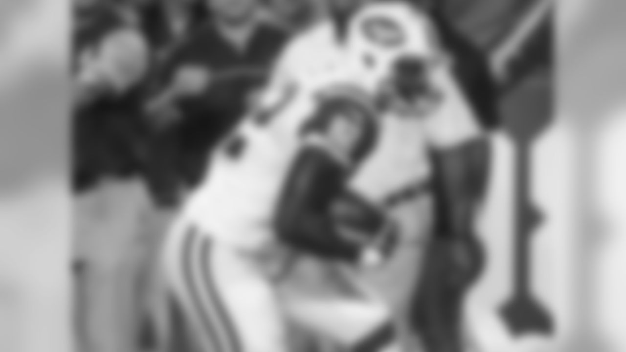 TE Brandon Bostick
