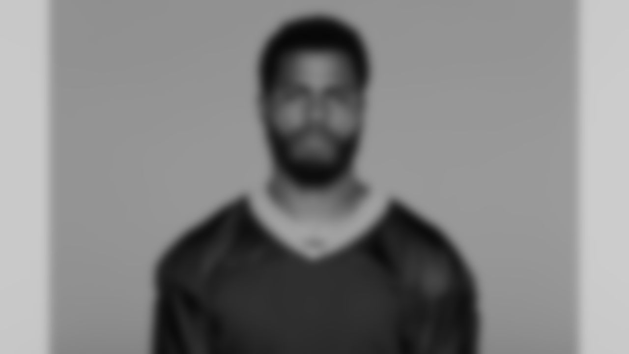 89 — WR Michael Clark