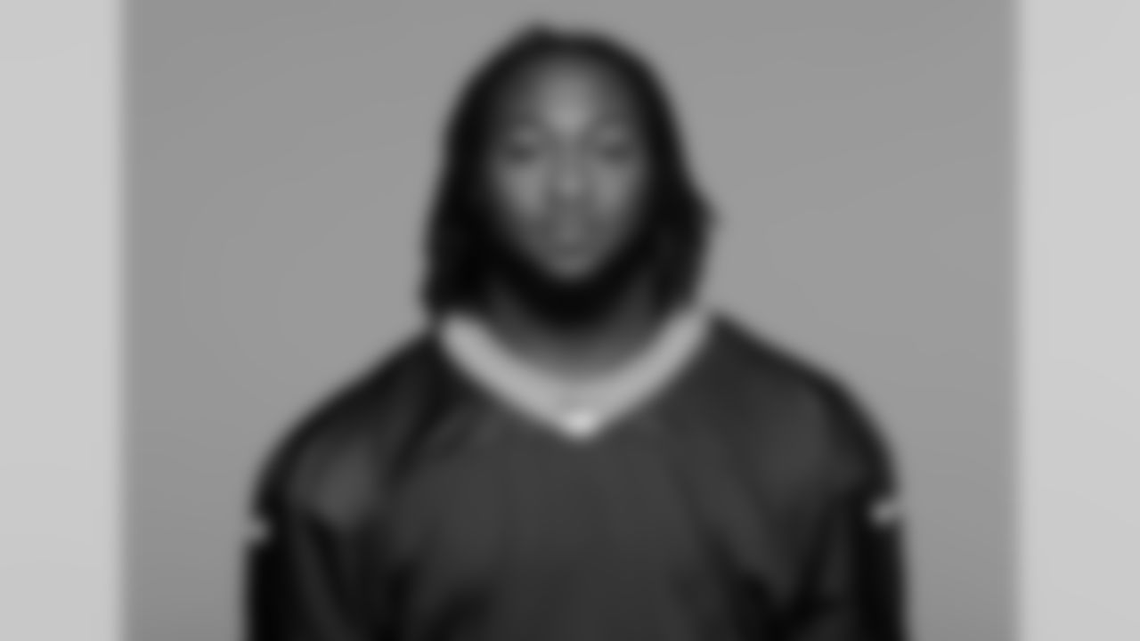 33 — RB Aaron Jones