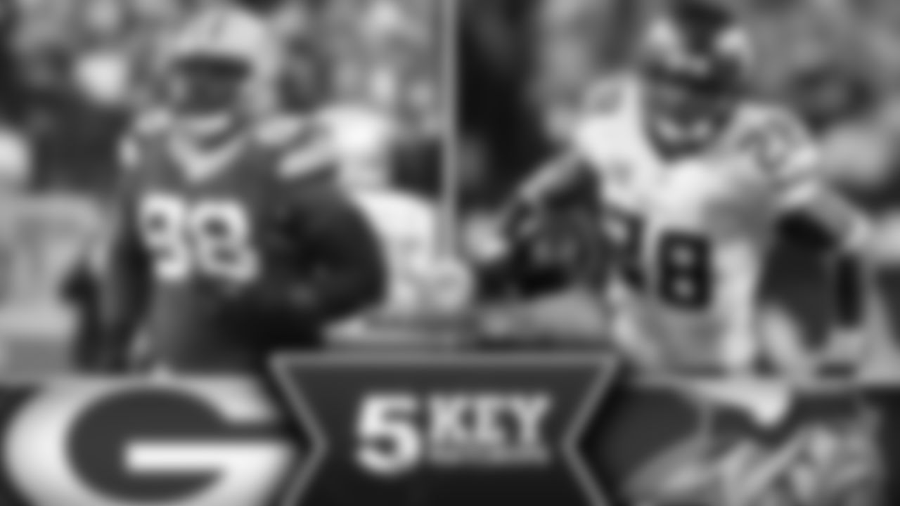Letroy Guion vs. Adrian Peterson – With B.J. Raji's status iffy due to last week's concussion, Guion, a former Viking, will be a key man in the middle of the Packers' run defense. Green Bay held Peterson to just 45 yards on 13 carries in the first meeting, his second-lowest output since Week 1. It'll be tough to duplicate that effort against the league's leading rusher.