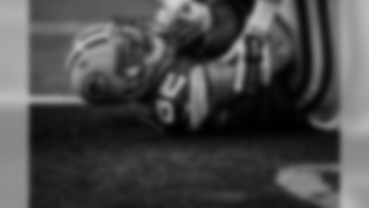Caught a game-winning 61-yard Hail Mary TD pass on the final play of the game at Detroit in Week 13 last season, the second-longest come-from-behind game-ending TD from scrimmage in the fourth quarter in NFL history behind only Lions QB Earl Morrall's 65-yard TD pass to TE Jim Gibbons on Dec. 4, 1960.