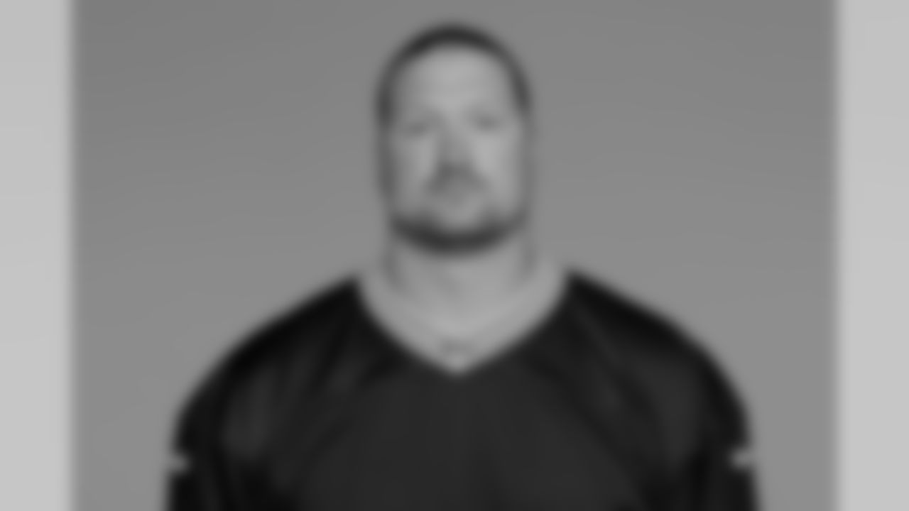 75 Bryan Bulaga - 2017