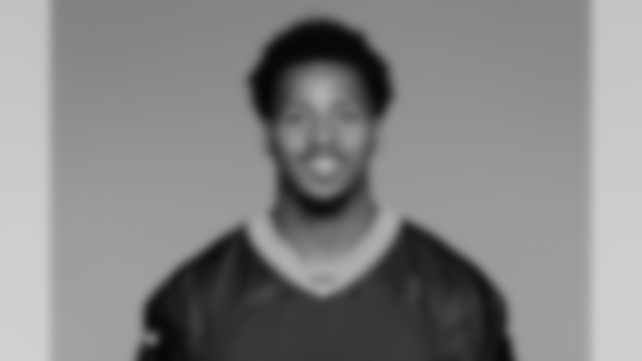 93 — LB Reggie Gilbert