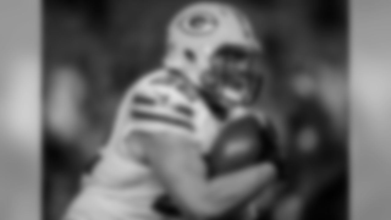 22 — FB Aaron Ripkowski
