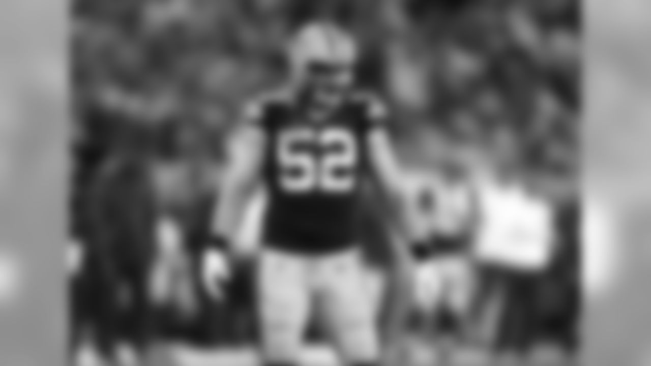 52 — LB Clay Matthews