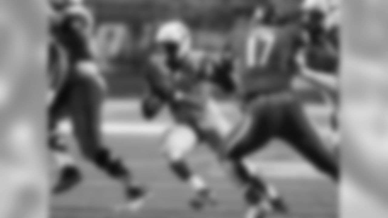 Devante Mays - #32 - Utah State