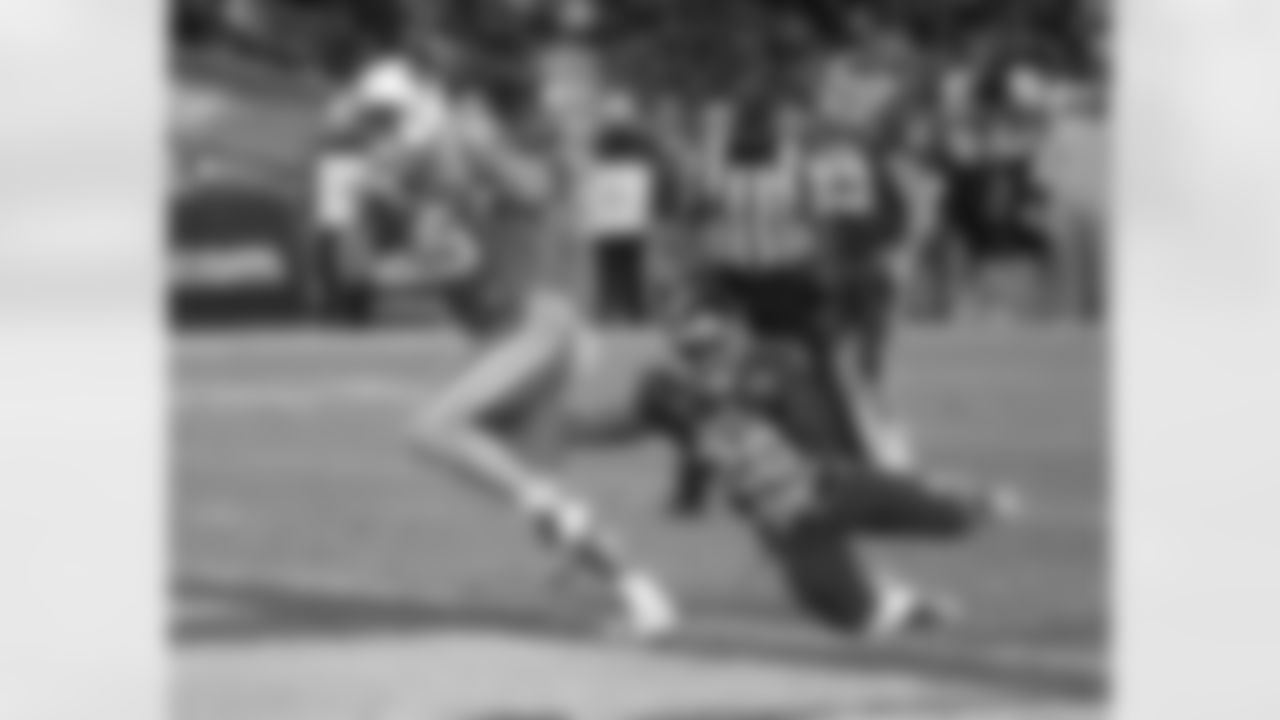 TE Braxton Deaver
