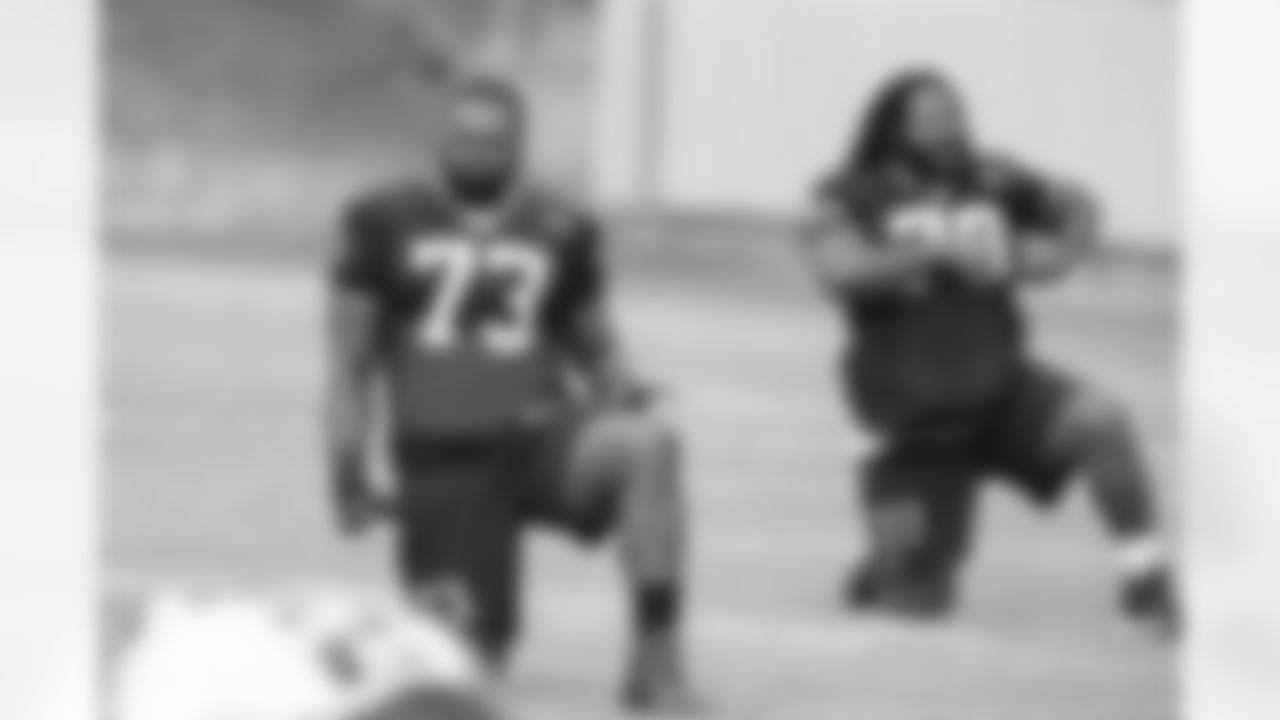T Michael Oher and G Chris Scott