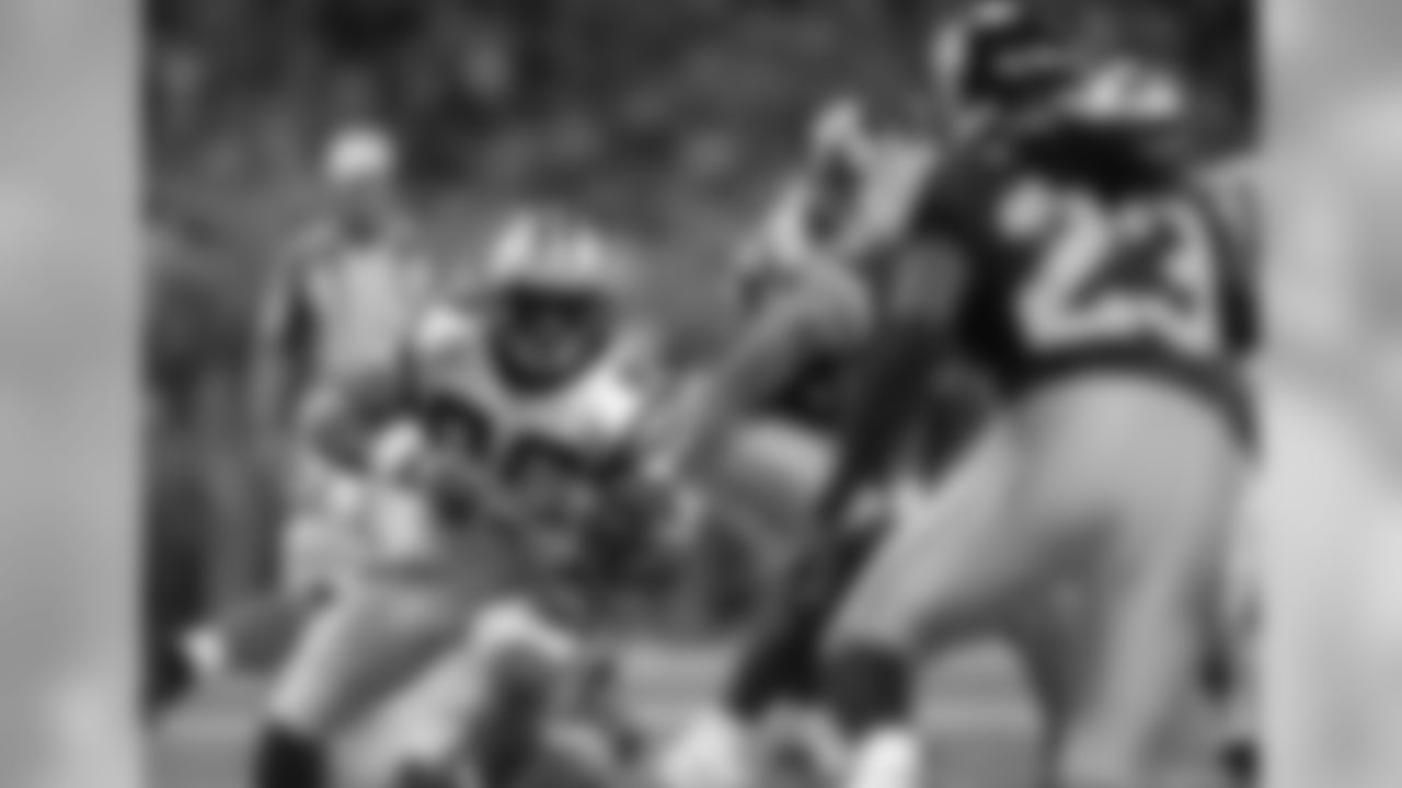 Week 9: Panthers @ Rams