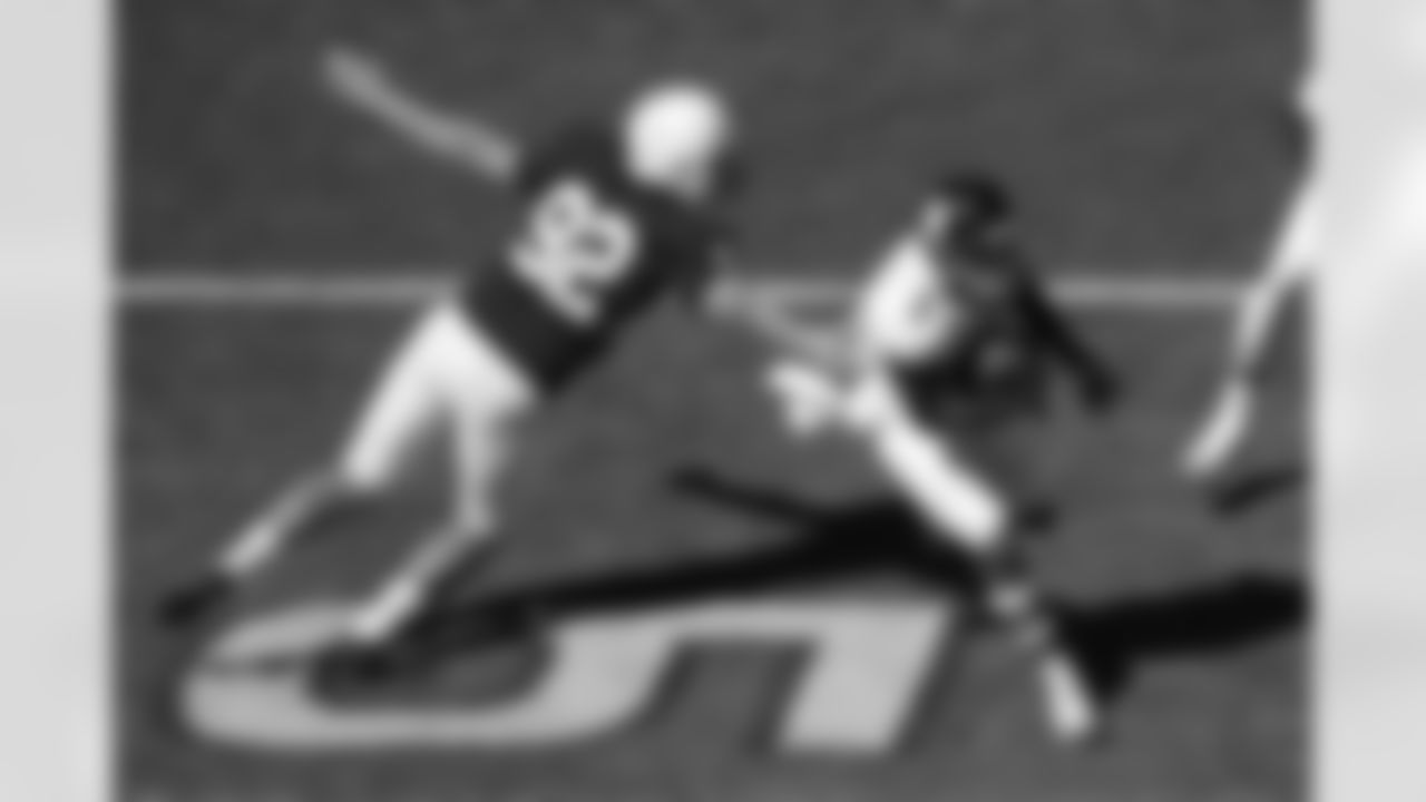 WR Miles Shuler