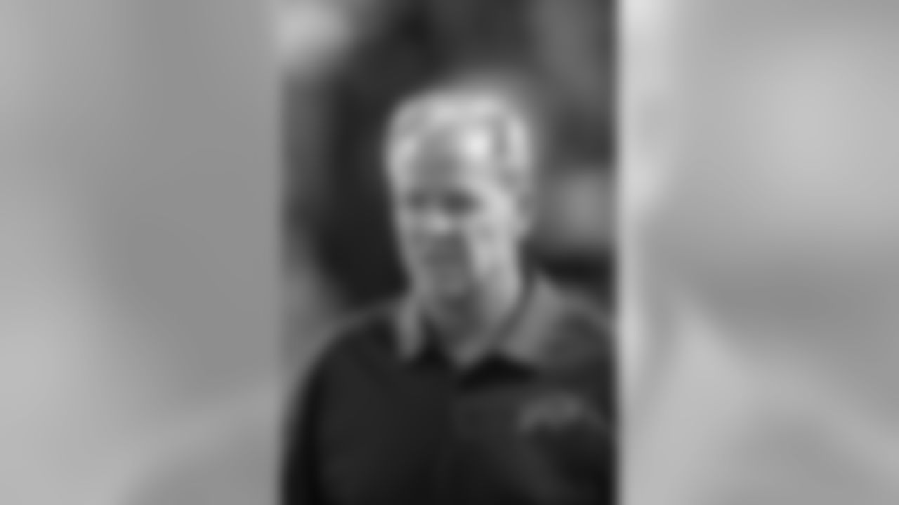 Participated in four Super Bowls, serving as special teams coordinator for the Buffalo Bills in Super Bowl XXV, Super Bowl XXVI, Super Bowl XXVII and Super Bowl XXVIII.