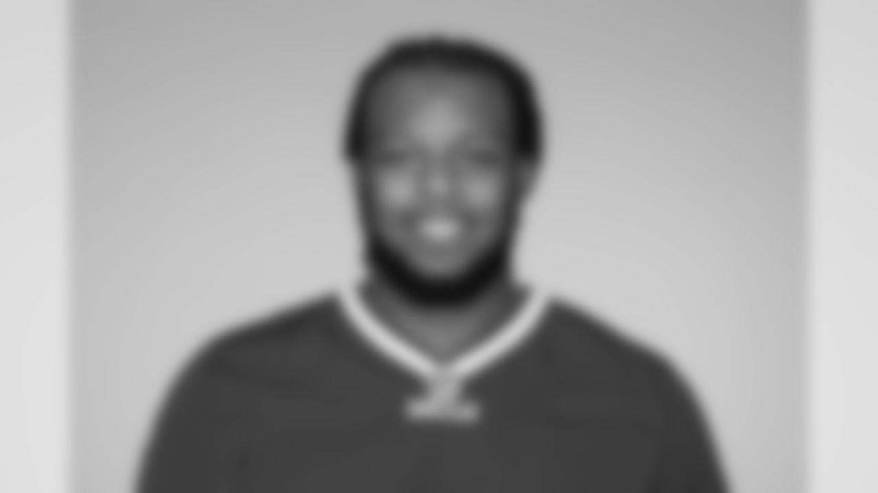 DE LaVar Edwards