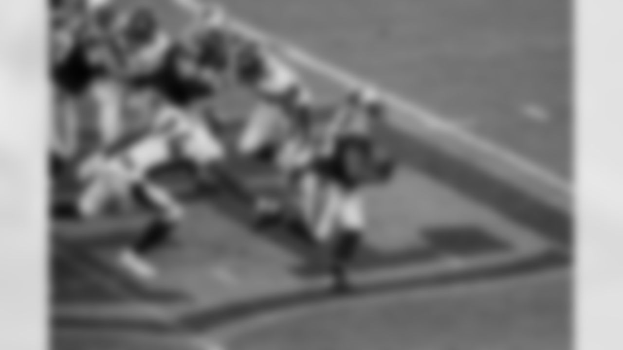 FB Mike Tolbert