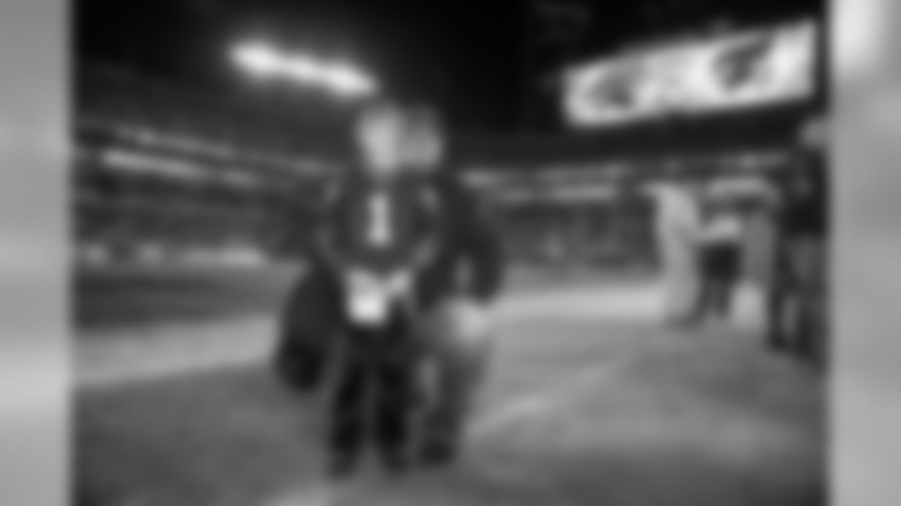 NFC Championship Kickoff Tee Kid: Corbin Tomlin
