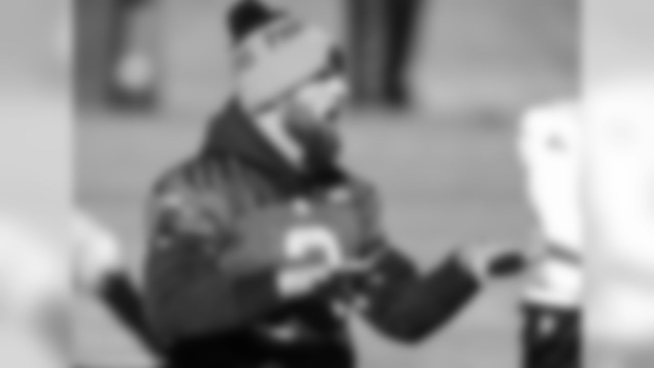 QB Derek Anderson