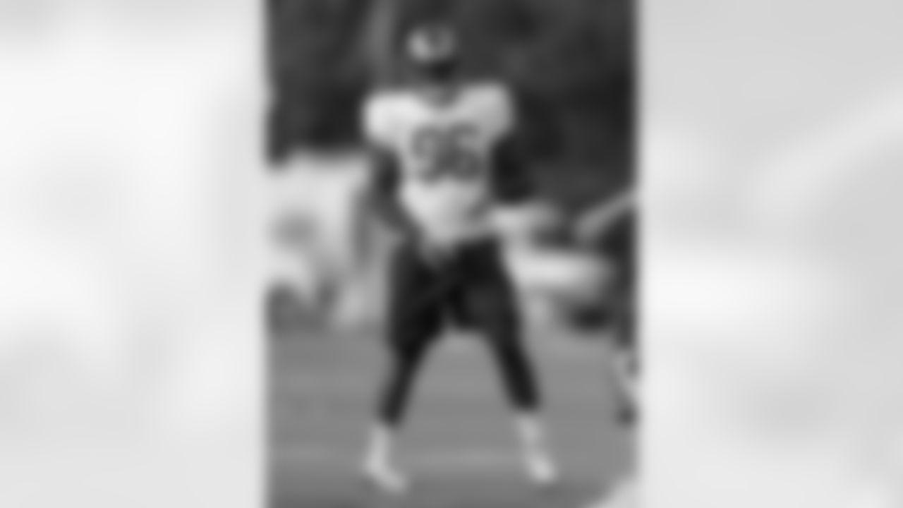 DE Martin Ifedi
