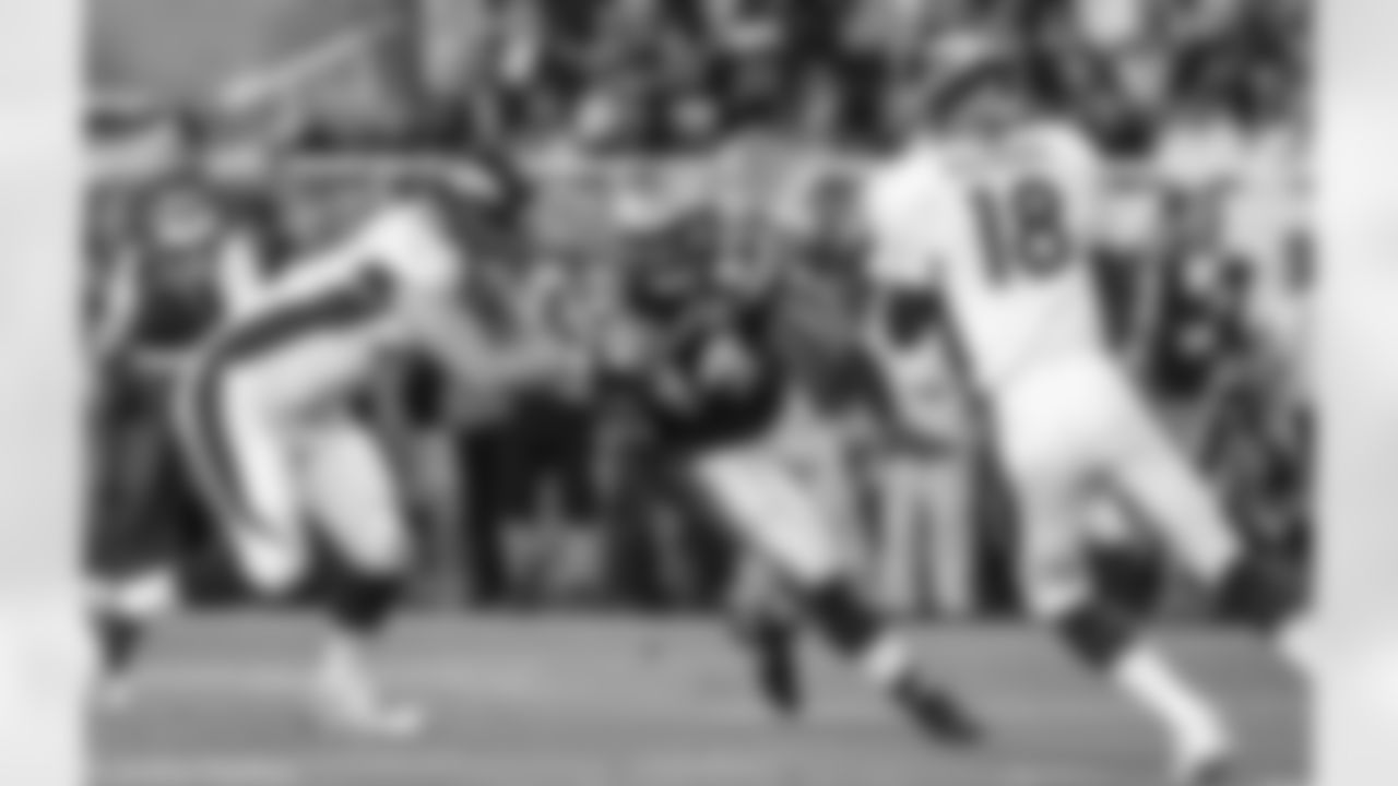 DE Kony Ealy