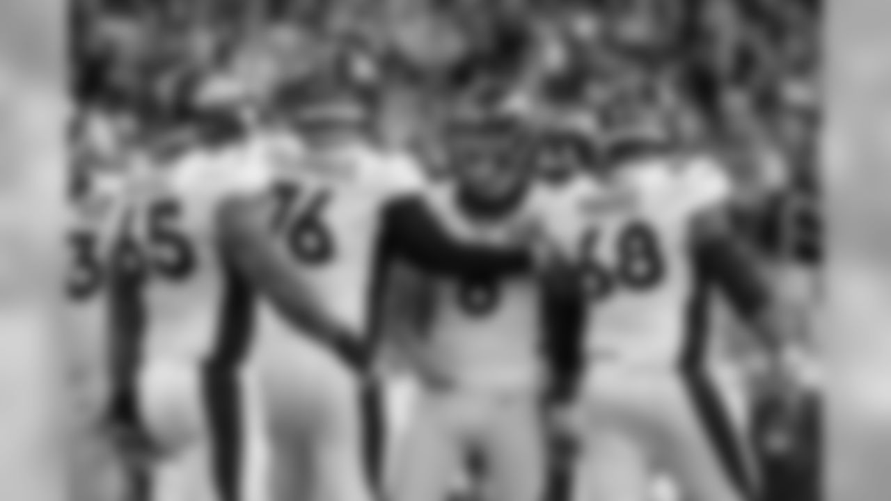Denver Broncosâ Brandon McManus (8) is congratulated by teammates after kicking a 34-yard field goal during the first half of the NFL Super Bowl 50 football game against the Carolina Panthers Sunday, Feb. 7, 2016, in Santa Clara, Calif. (AP Photo/Jeff Chiu)