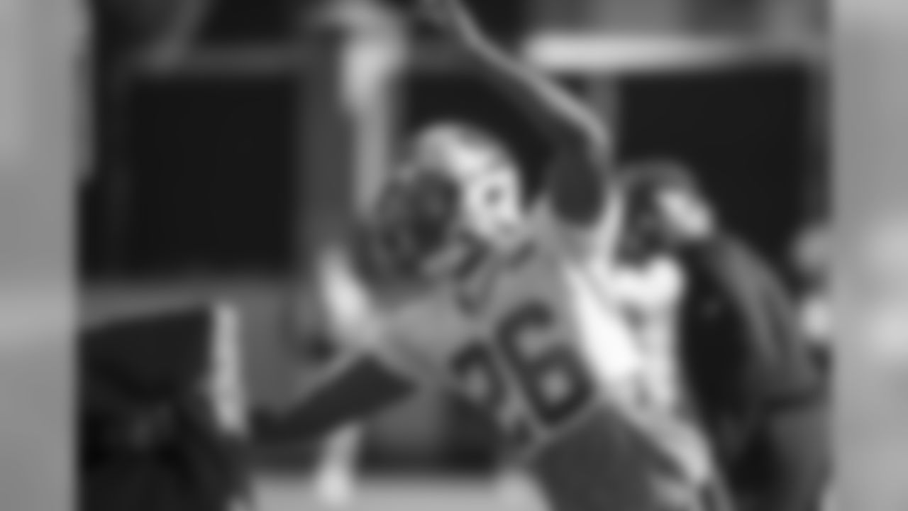 CB Daryl Worley