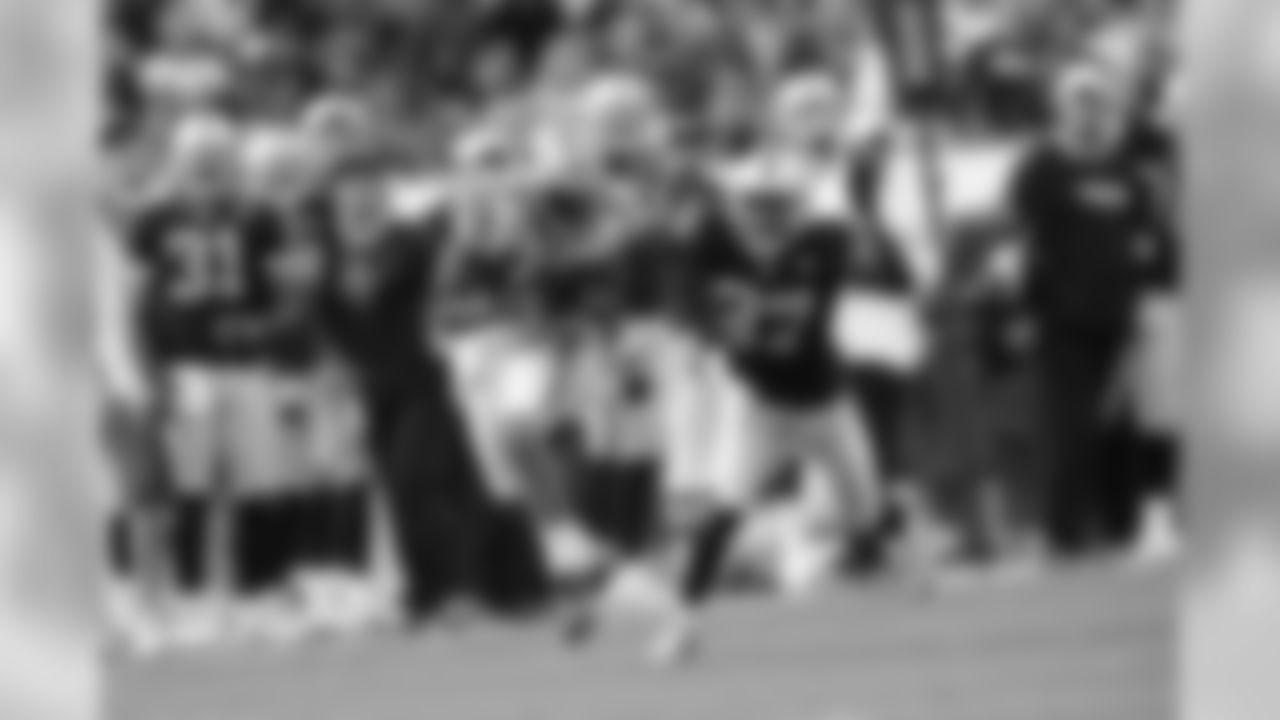 Week 12: Panthers @ Raiders
