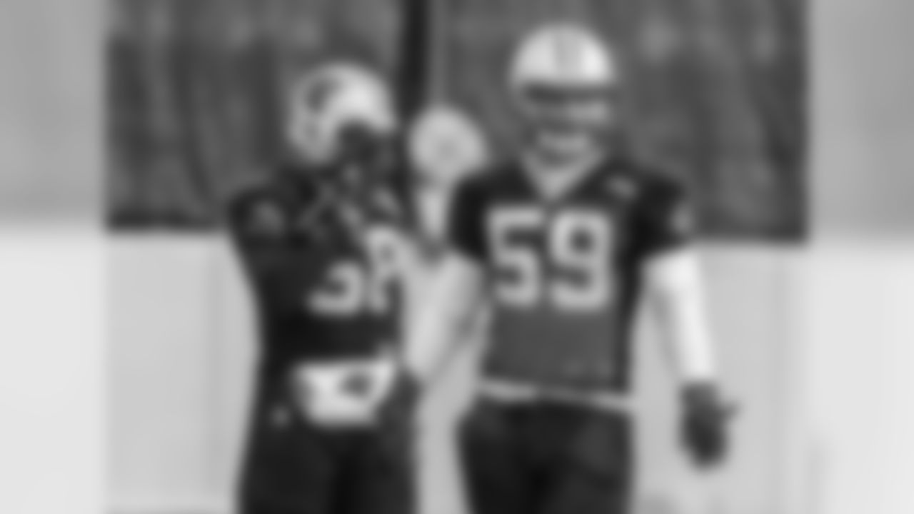 LB Luke Kuechly