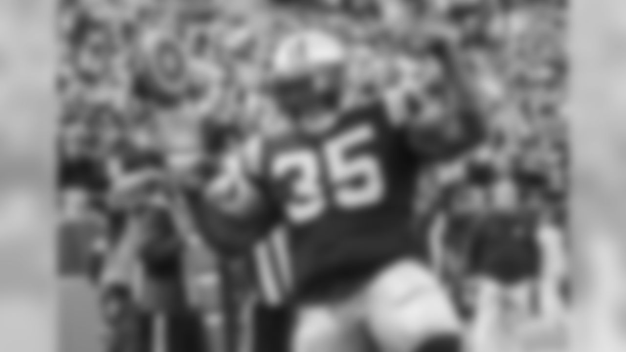 FB Mike Tolbert